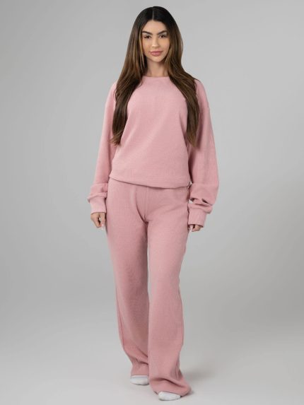 Waffle Lounge Relaxed Sweatpants: Kaelyn is 5’6” and wears a size M